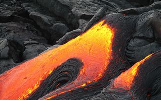 Началось извержение супервулкана Мауна-Лоа на Гавайях