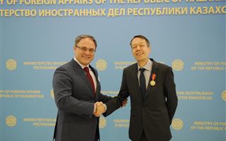 Посол Швеции в Казахстане награжден орденом «Достык» II степени