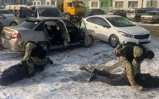 В Алматы задержали группу квартирных воров