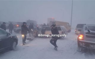 В Карагандинской области из-за непогоды произошло массовое ДТП
