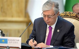 Закон о расширении категорий дел для суда присяжных подписал Токаев