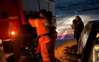 В Туркестанской области за сутки спасли 27 человек из снежного плена