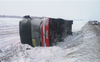 Автобус с пассажирами из Казахстана перевернулся в России
