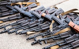 Незаконное хранение и продажу оружия выявили в Туркестане