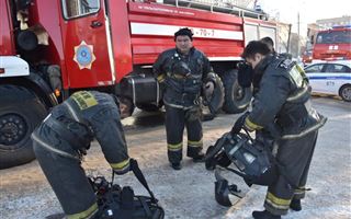 250 человек эвакуировали из горящего супермаркета в Петропавловске