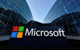 Компания Microsoft уволит десять тысяч сотрудников