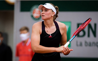 Перестала говорить о российских корнях, мощно играет: Елена Рыбакина дошла до финала Australian Open