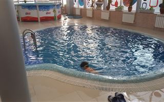 Пятилетний мальчик утонул в детском бассейне в Шымкенте