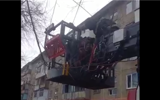 Пять человек спасли из огня пожарные в Жамбылской области