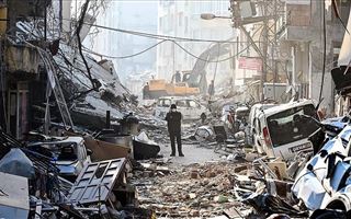 Число жертв землетрясения в Турции превысило 39 600 человек