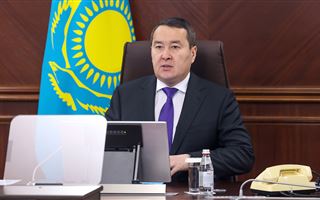 Алихан Смаилов призвал чиновников "не затягивать" с развитием Конаева 