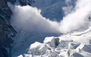 В ДЧС города Алматы предупредили о лавиноопасности в горах