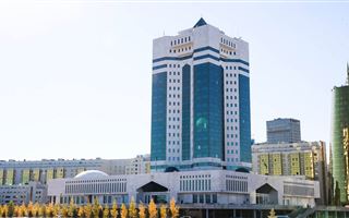 Дату празднования Дня учителя изменили в Казахстане