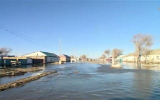 12 дворов подтопило в селе Актюбинской области, где эвакуировали жителей