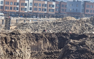 "Овраг, заваленный мусором": алматинцы боятся новостройки