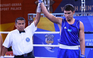 Расписание боев казахстанских боксёров во второй день чемпионата мира в Ташкенте