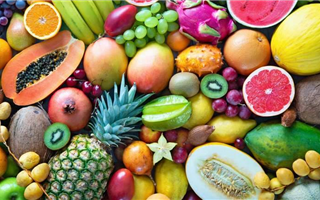 Диетолог раскритиковал идею ужинать фруктами