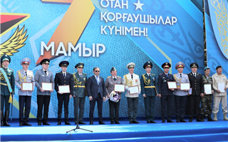 В Алматы прошел праздничный концерт, посвященный Дню защитника Отечества