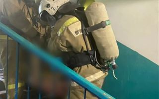 Хозяина загоревшейся квартиры спасли пожарные Экибастуза