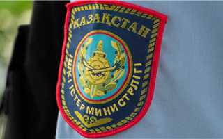 Шымкентских полицейских подозревают во взяточничестве