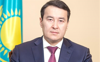 Казахстанский премьер-министр прибыл с рабочей поездкой в Сочи