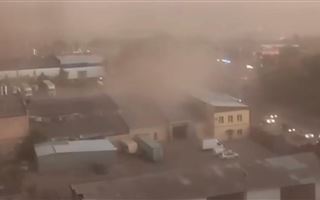 В Петропавловске прошел мощный ураган с дождем