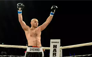 Казахстанский супертяж-нокаутер вырубил соперника и завоевал титул от WBA