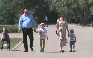 "Переехали в Казахстан ради будущего детей" — туркменские казахи