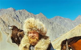 «Настоящий Аяз ата». Дацик переоделся в казахский национальный чапан
