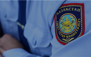 В Алматы семь полицейских пойдут под суд за взятки с водителей