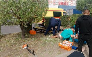 В Павлодаре троих рабочих ударило током