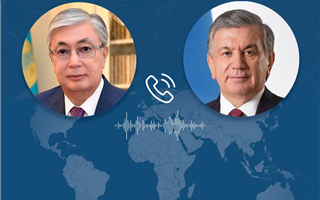 Токаев поговорил по телефону с президентом Узбекистана