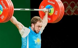 Казахстанский штангист отсудил свои призовые, положенные за олимпийскую медаль 