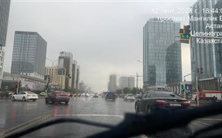 В столице устраняют последствия сильного дождя