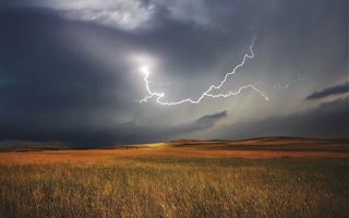 В нескольких регионах Казахстана объявлено штормовое предупреждение 