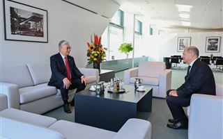 Токаев провел встречу с канцлером Германии Олафом Шольцем