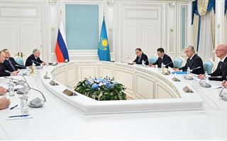 Президенты Казахстана и России провели переговоры в узком составе
