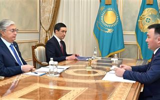 Касым-Жомарт Токаев принял председателя Верховного суда Асламбека Мергалиева