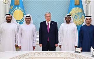 Глава государства принял управляющего директора Abu Dhabi Ports Group Мухаммеда Жуму аль-Шамиси