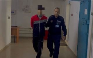 Кызылординец ударил двух подростков ножом и сбежал