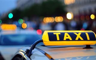 За приставание к пассажирам оштрафовали 665 нелегальных таксистов в Казахстане