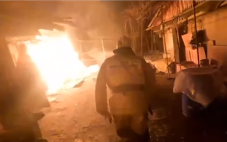 Семью из пяти человек спасли из горящего дома в Наурызбайском районе Алматы
