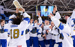 Впервые сразу три хоккейные сборные Казахстана сыграют в элитном дивизионе ЧМ 