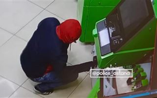 Бывший инкассатор подозревается в краже 4 млн тенге из банкомата в Астане