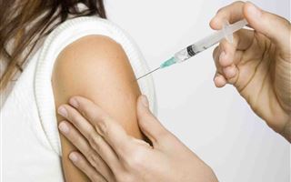 Казахстан закупил еще 1,5 миллиона доз вакцин для иммунизации детей от кори