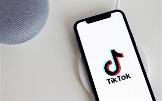 TikTok удалил функцию изучения хэштегов из-за слежки за своим приложением