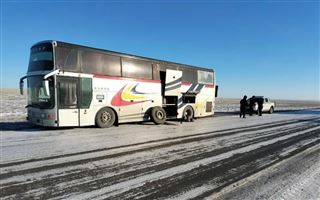 Сломался автобус: в Актюбинской области эвакуировали 30 граждан Кыргызстана
