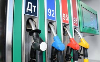 Названа средняя цена бензина в Казахстане и мире