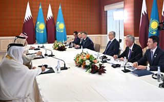 Токаев провел переговоры с премьер-министром Катара