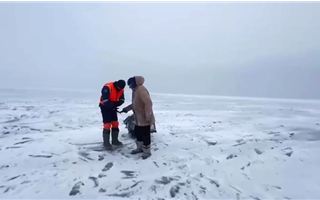 Рыбака спасли с Капшагайского водохранилища